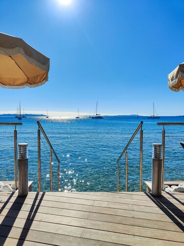 Bor Hôtel & Restaurant - Plage privée