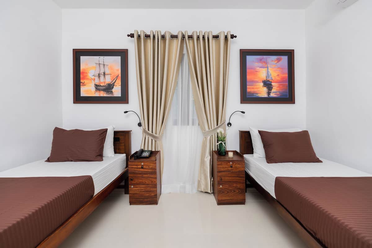 Family Villa, 3 Bedrooms, Garden View (Second Floor) | 3 bilik tidur, seterika/papan seterika, Wi-fi percuma, cadar katil