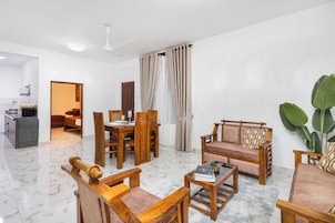Villa familiar, 3 habitaciones, planta baja (Ground Floor) | Servicio de comidas en la habitación