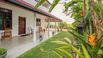 Room code: Three-Bedroom Villa Second Floor | Garden view