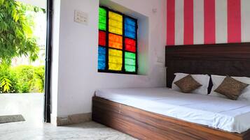 Chambre Double Deluxe, non-fumeurs | Chambres insonorisées, Wi-Fi gratuit, draps fournis