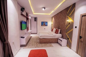 Apartment | 2 bedrooms, free WiFi, bed sheets - Benin City Blissful Apartment - Cozy 2BR Retreat (Benin City)