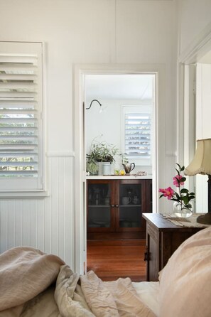 1 slaapkamer, een bureau, een strijkplank/strijkijzer, gratis wifi