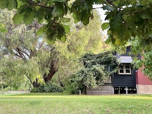 Property grounds - Coastal country charm in the heart of Margaret river (Rosa Brook)