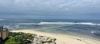 Margaret River style, close to beaches set in stunning nature, pet friendly