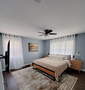 4 bedrooms, desk, iron/ironing board, free WiFi - Gorgeous Florida Pool and Spa Home (Jacksonville)