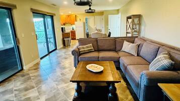 Smart TV, fireplace, offices