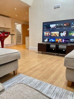 Apartment - Grand Stylish 3 bed Apartment in Liverpool (Liverpool)