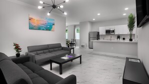 Condo, 4 Bedrooms | Living room - Ocean Escape Condos North (North Myrtle Beach)