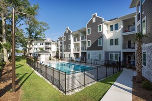 Exterior - Ocean Escape Condos North (North Myrtle Beach)