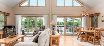 Escape to Blake Lake! Your Perfect Getaway Awaits!