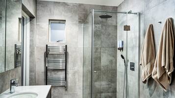 Haartrockner, Handtücher