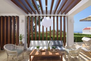 Terrace/patio - Therros Villa with private pool by Estia (Agios Ioannis)