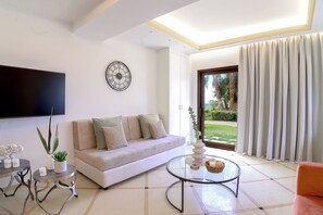 Smart TV - Therros Villa with private pool by Estia (Agios Ioannis)