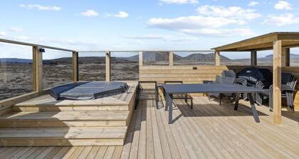 Hot-Tub/Sauna - Lake View - 2024 Built Cabin