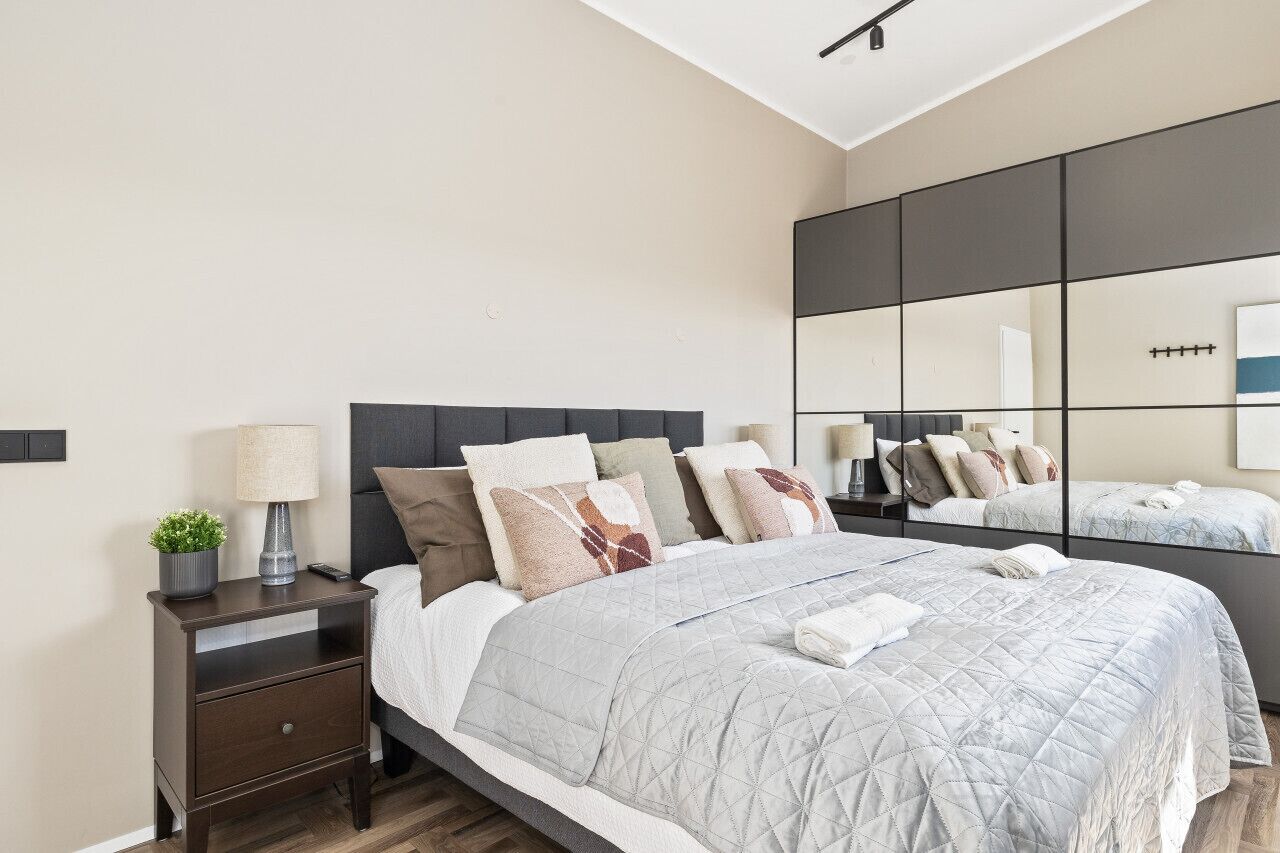 Schreibtisch, Bügeleisen/Bügelbrett, kostenloses WLAN, Bettwäsche