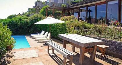 Spectacular House facing the sea in Cachagua