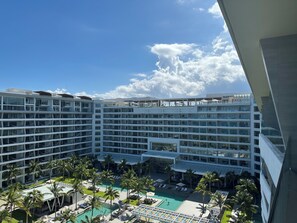 Exterior - Charming 2-bedroom villa in lovely Cancún with AC, fitness room, WiFi (Cancún)