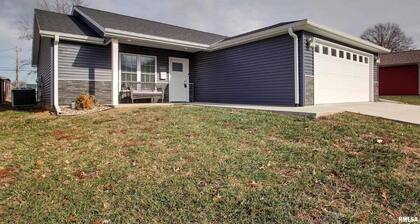Serene & Modern Oasis - Newly Built, Attached Garage, Centrally Located