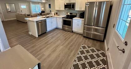 Serene & Modern Oasis - Newly Built, Attached Garage, Centrally Located