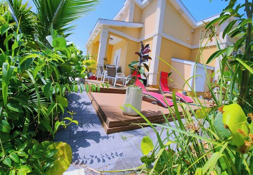 LEMONGRASS HAVEN
3 bedroom home