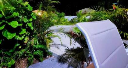 LEMONGRASS HAVEN
3 bedroom home