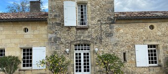 Grande Maison de Famille, Domaine de Saint Emilion. Environnement Exceptionnel