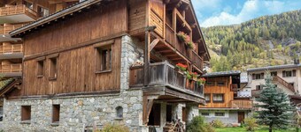 Casa-Chalet Brizolée avec vue sur le lac à Tignes