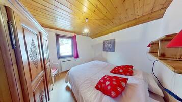 3 camere, ferro/asse da stiro, Wi-Fi
