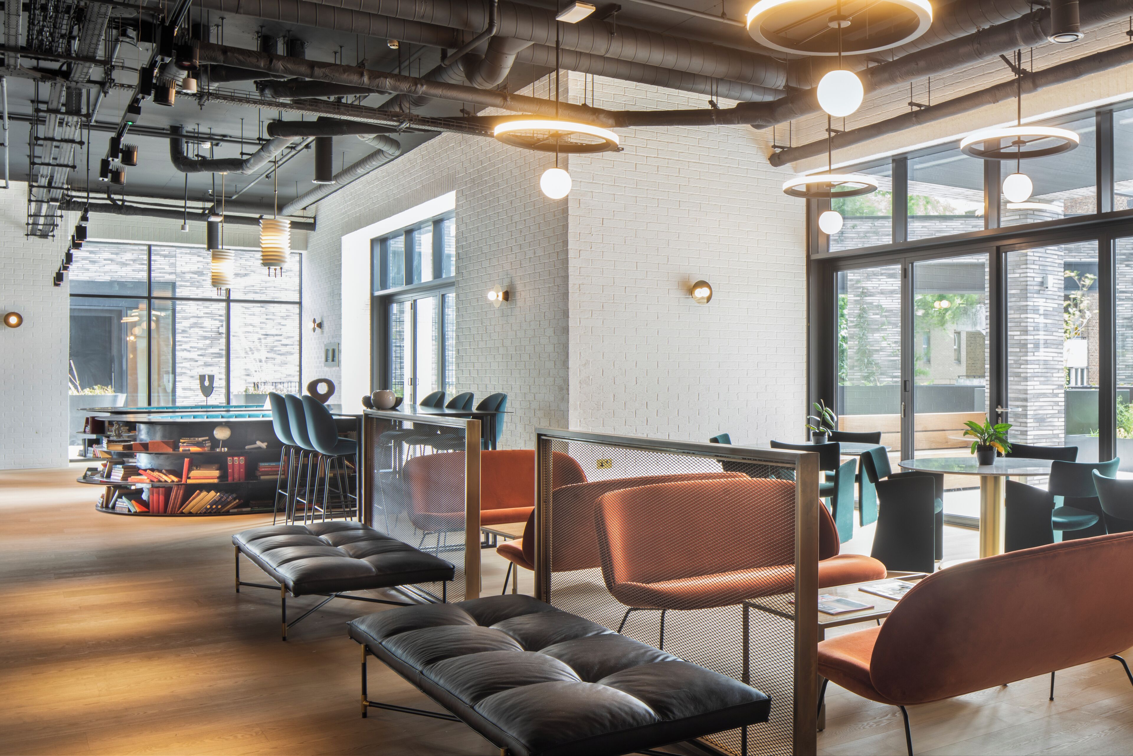 Coin salon dans le hall