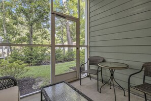 Interior - 81 Delray Drive 1D 3 bedroom condo with pool steps to the Marshwalk (Murrells Inlet)