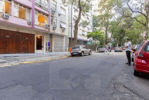 Exterior - By the Beach between Copacabana and Ipanema (Rio de Janeiro)