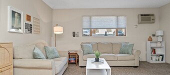 Chic Central Nook in Great Falls