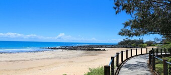 Oceanfront Getaway: Your Perfect Beach side Retreat