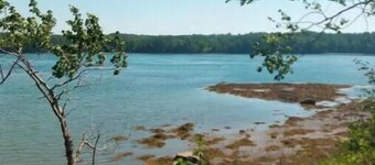 Jases Cove 4 tents no beds
 Bring your sleeping bag air mattress and pillow. 