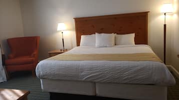 Comfort Single Room, 1 King Bed, Non Smoking | Desk, laptop workspace, free WiFi, bed sheets