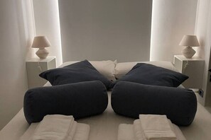 1 bedroom, iron/ironing board, WiFi, bed sheets - Vucciria - Deluxe Room (Butera Apartments Luxury) (Palermo)