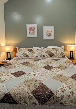1 bedroom, WiFi, bed sheets - New Cabin for your Holiday_Cabin 12B (Bar Harbor)