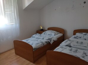 2 Schlafzimmer, Bügeleisen/Bügelbrett, WLAN, Bettwäsche