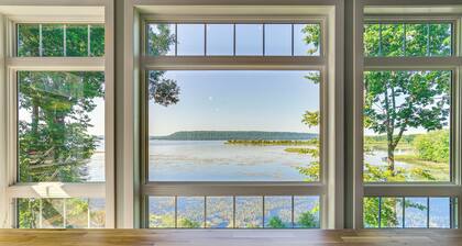 Maiden Rock Cottage w/ Fire Pit & Lake Pepin Views
