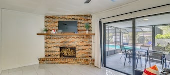 Luxe Wimauma Home w/ Pool & Lake Views!Â