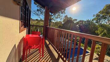 Deluxe Double Room, Lanai, Garden View | 1 bedroom, free WiFi