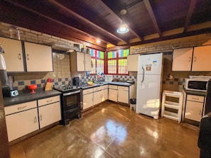 Bangalô família, vista para o jardim | 1 quarto, frigobar, Wi-Fi de cortesia