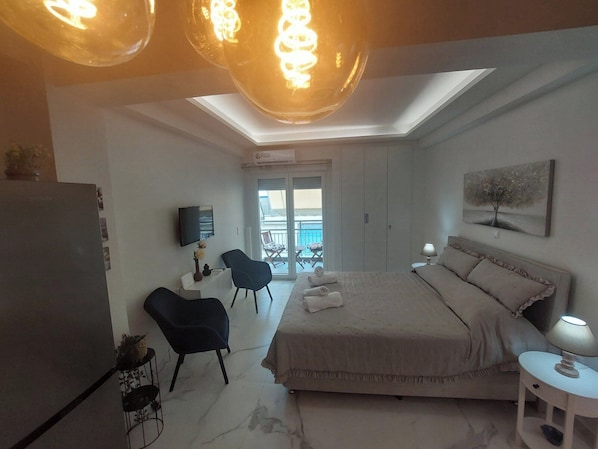 1 bedroom, iron/ironing board, WiFi, bed sheets