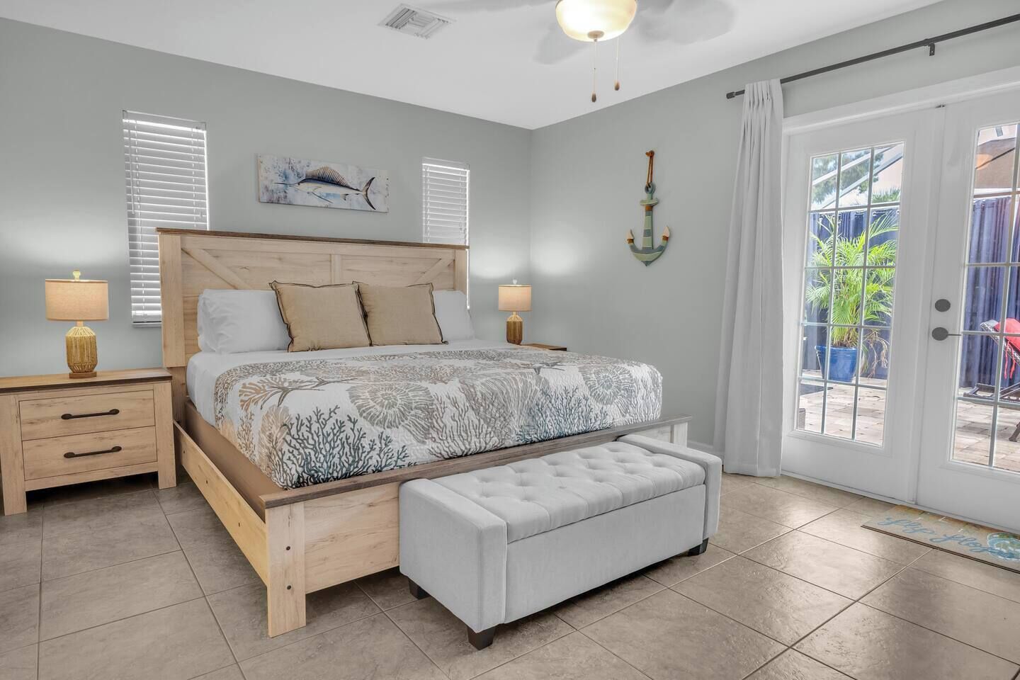 1 chambre, fer et planche à repasser, Wi-Fi gratuit, draps fournis