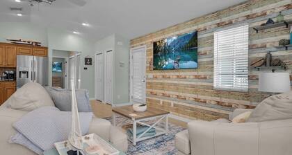 Cozy 1 bdrm, Walk to Sugarshack & Coffee shop, Ice Cream, 3 Mi to Beach