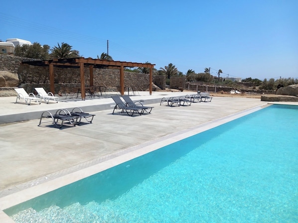 Outdoor pool - The Blue of Mykonos (Mykonos)
