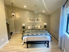 3 soverom, strykejern/-brett, wi-fi og sengetøy