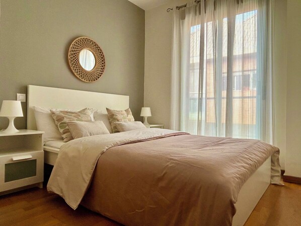 3 bedrooms, desk, iron/ironing board, free WiFi - LAS Canteras Beach Penthouse +3 Bedrooms +2 Bath + Ocean View +wifi + Parking (Las Palmas de Gran Canaria)