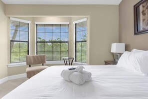 4 Schlafzimmer, Bügeleisen/Bügelbrett, Reisekinderbett, WLAN